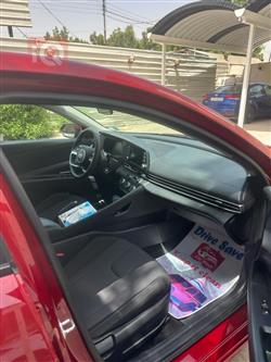 هیۆندای ئەلەنترا